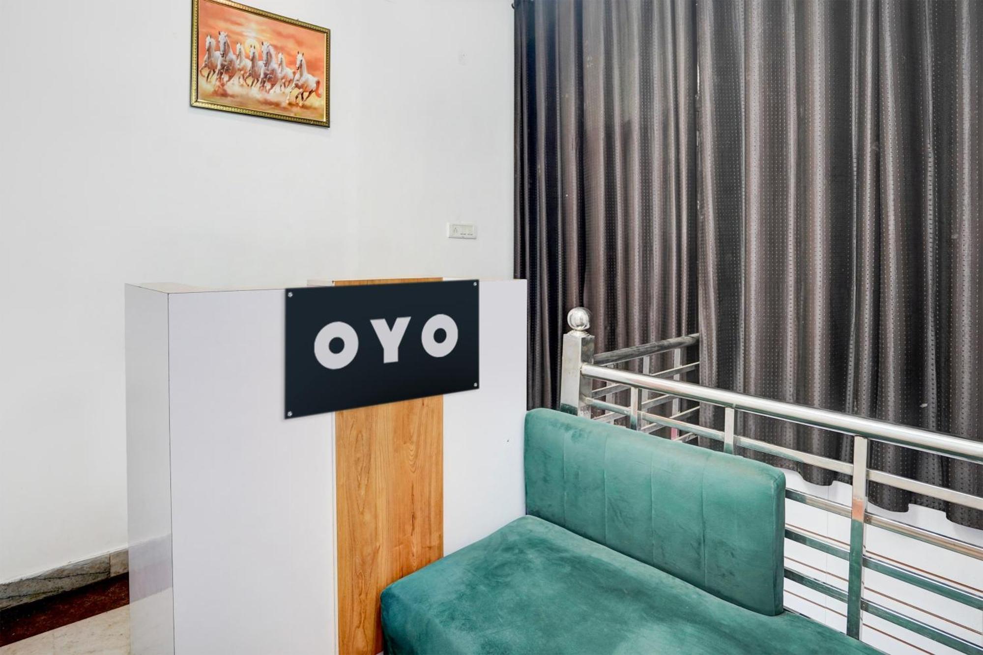 Hotel O Le Empire Stay House Нью-Делі Екстер'єр фото